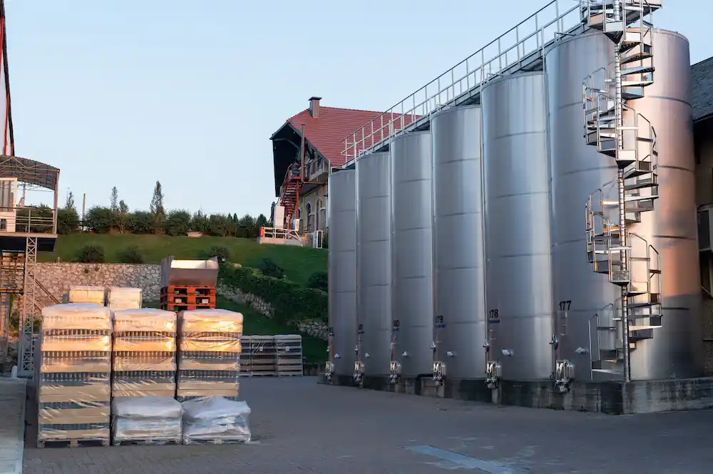 Storage tank design